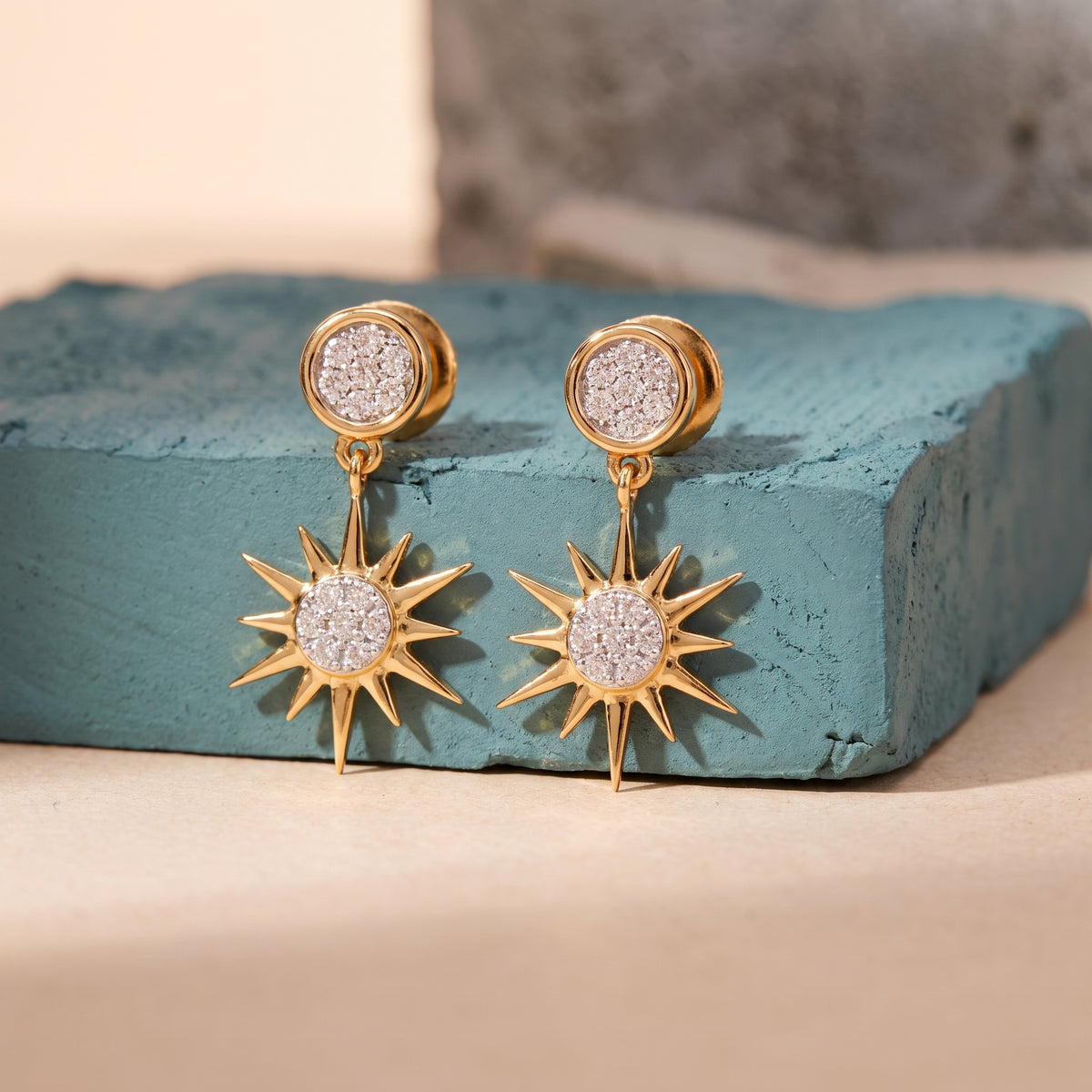 18KT Daily Wear Diamond Drop Earrings