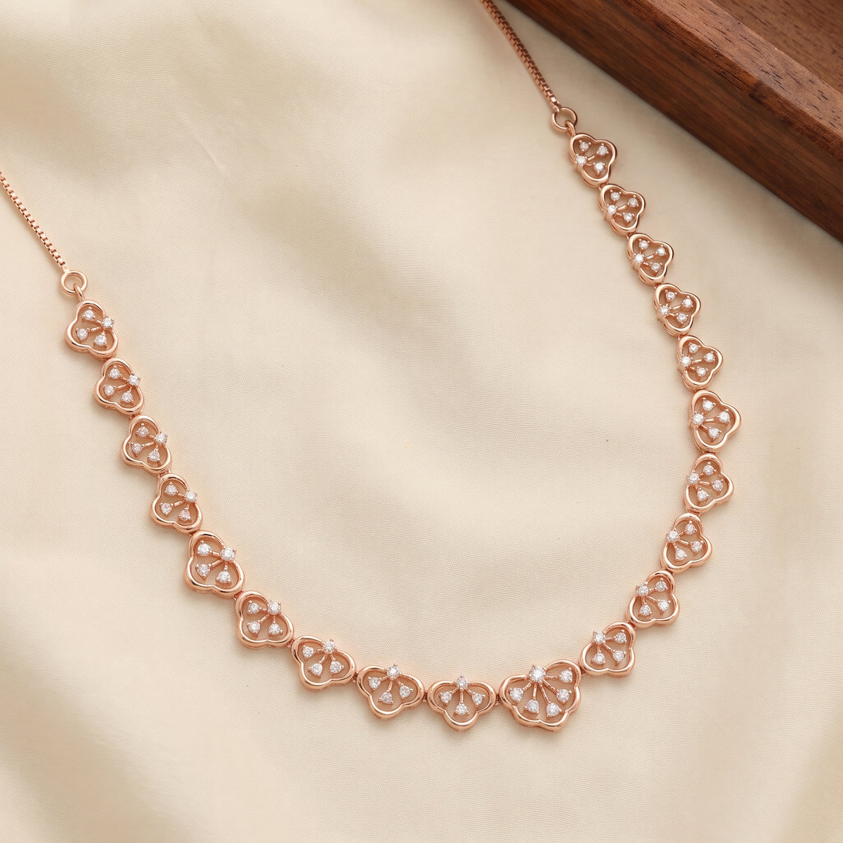 Floral Link Diamond 18KT Necklace