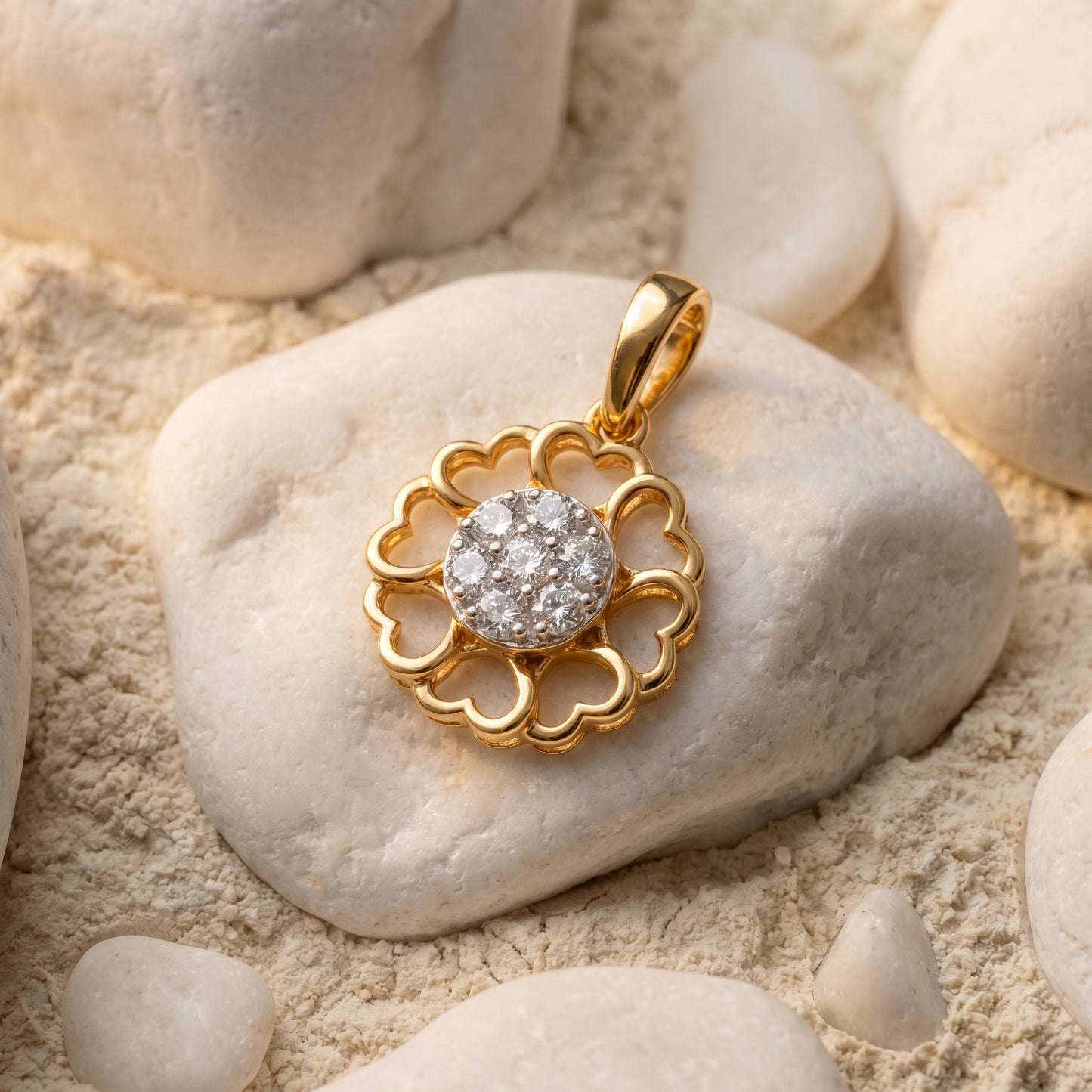 Heart petal 18kt Gold Daily Wear Diamond Pendant for Women
