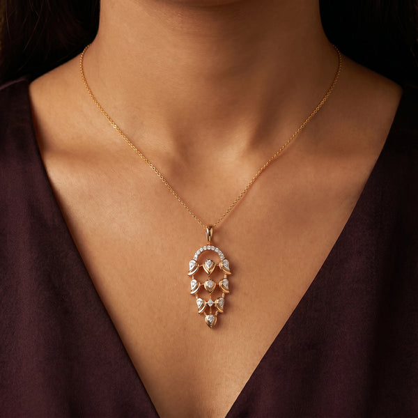 Cascade 18kt Gold Bridal Diamond Pendant for Women
