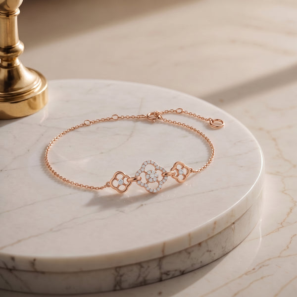 18kt gold  Blooming Diamond Bracelet for Women