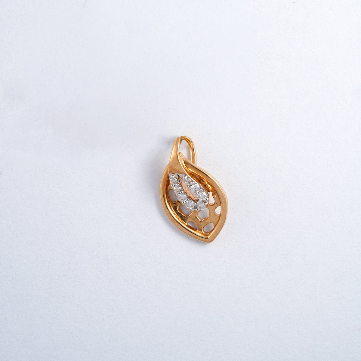 Rose Gold Leaf 18KT Diamond Pendant