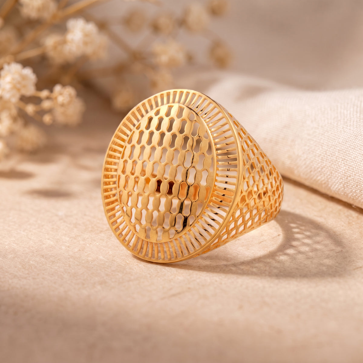 Textured Gold Mesh Design 18KT Statement Ring