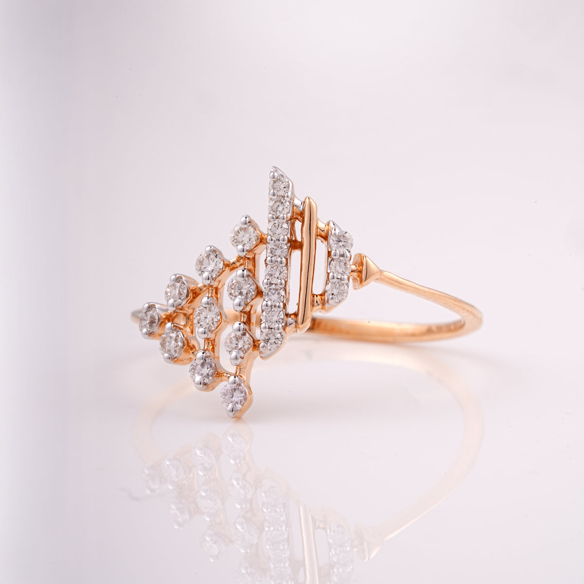 Cluster Cascade 18KT Diamond Ring