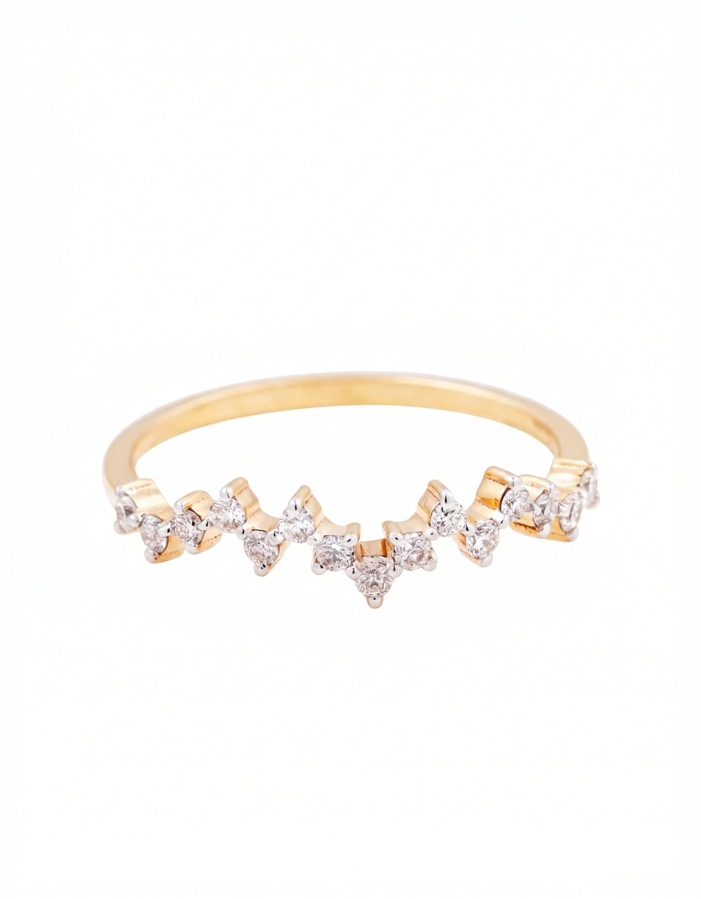 18kt Gold Scatter Crown Daily Wear Diamond Ring for Women