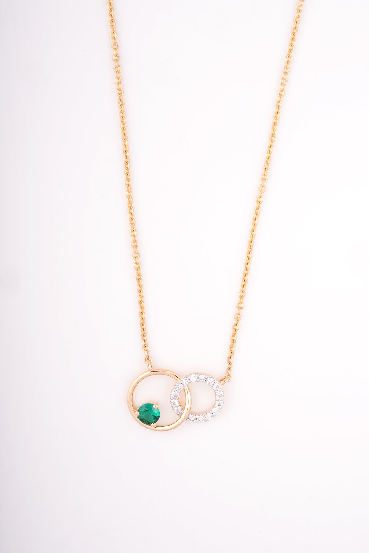 Interlocking Circle 18KT Diamond Pendant