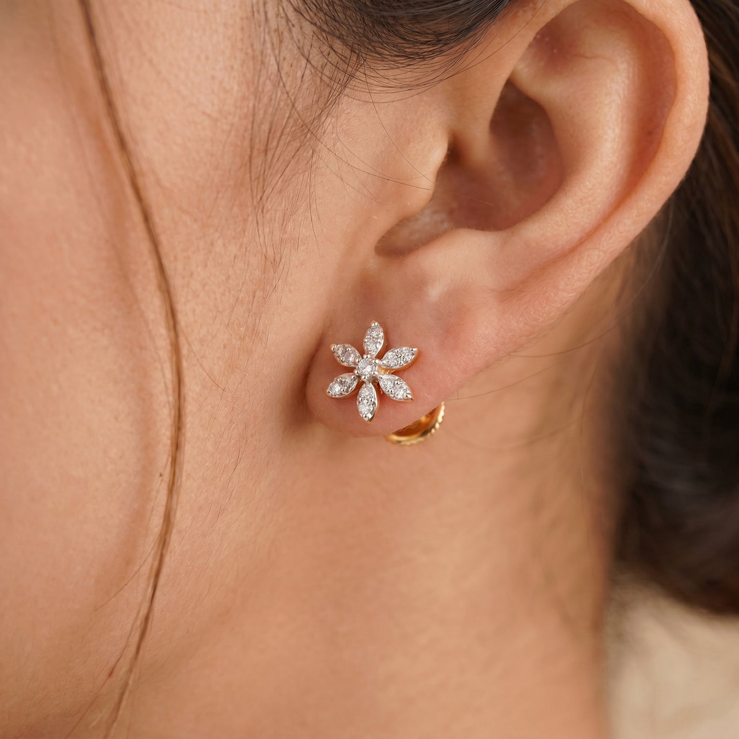 18Kt Yellow Gold Diamond Daisy Huggie Earrings