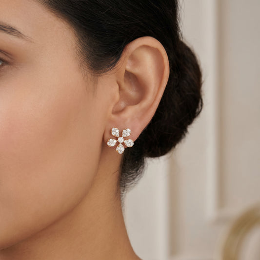18Kt Yellow Gold Diamond Floral Stud Earrings