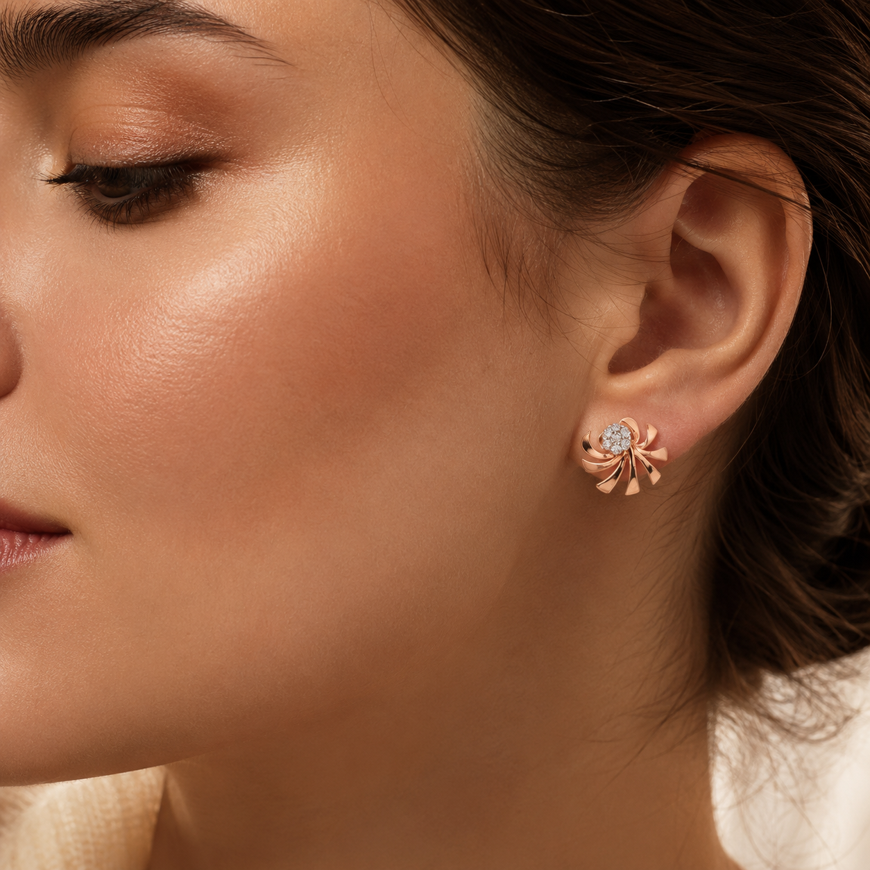 18KT Rose Gold Diamond Pinwheel Stud Earrings Women