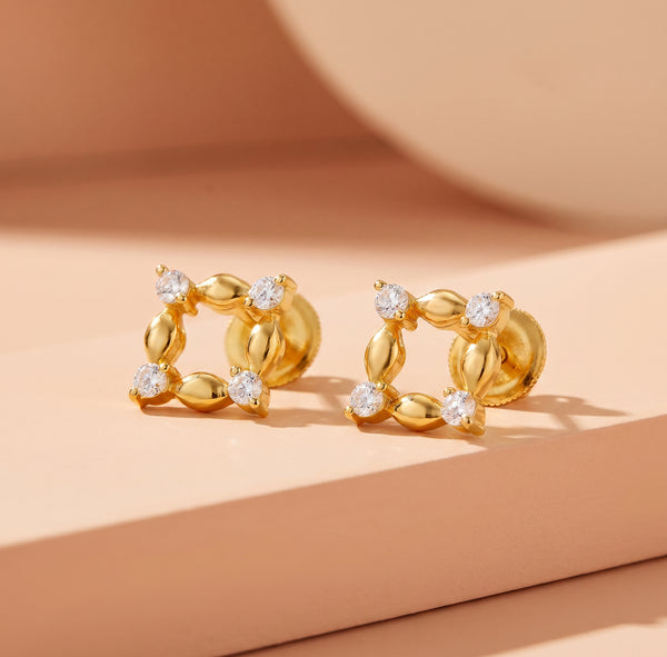 Twinkling Square 18kt Yellow Gold Diamond Earrings