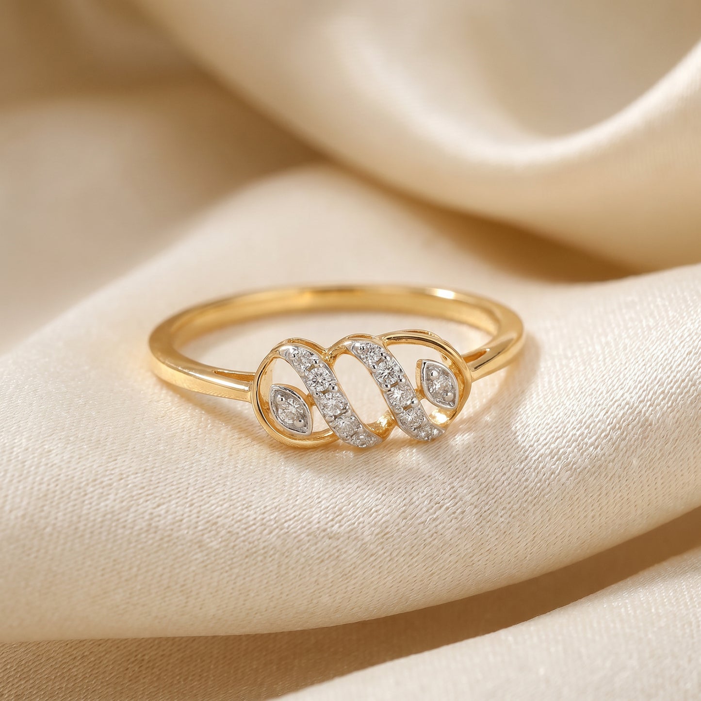 Infinity Wave 18kt Diamond Ring for Office Wear