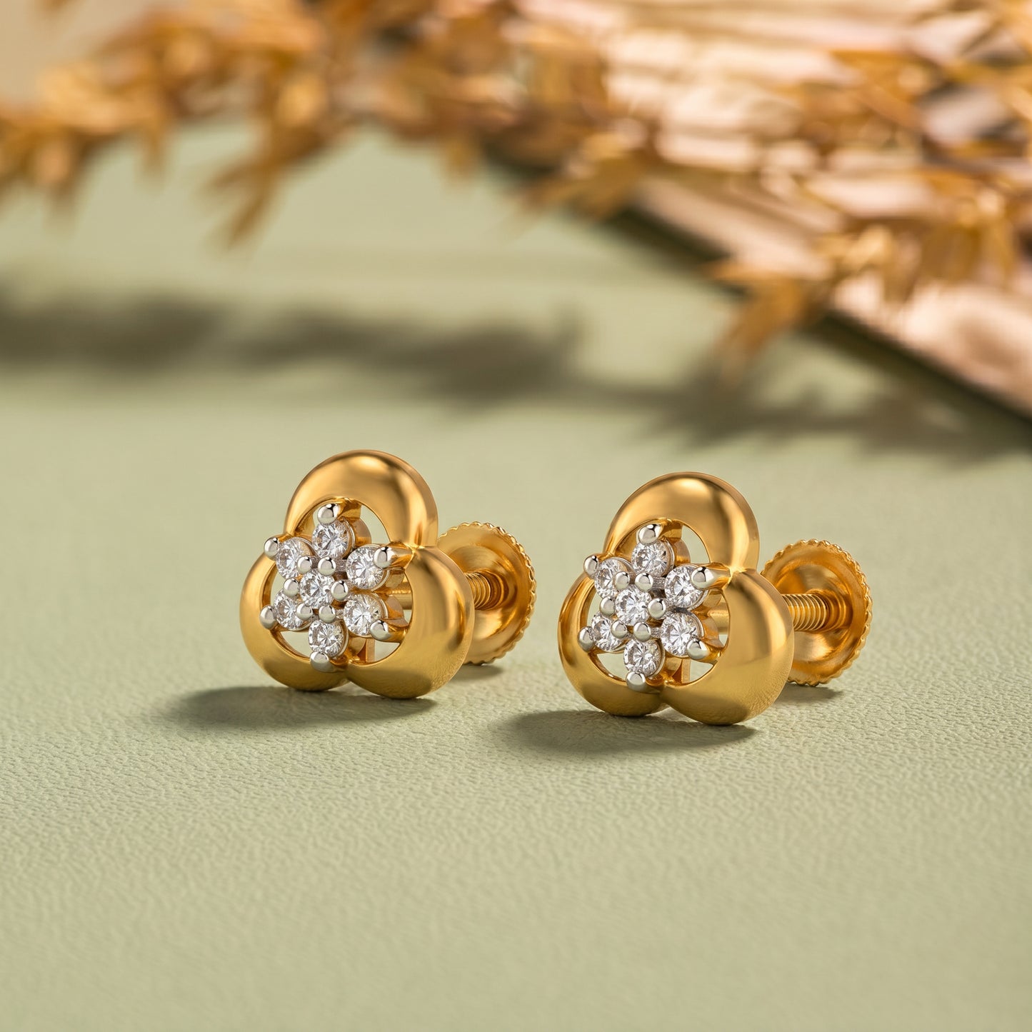 Khilkhil Diamond Cluster 18kt Yellow Gold Earrings