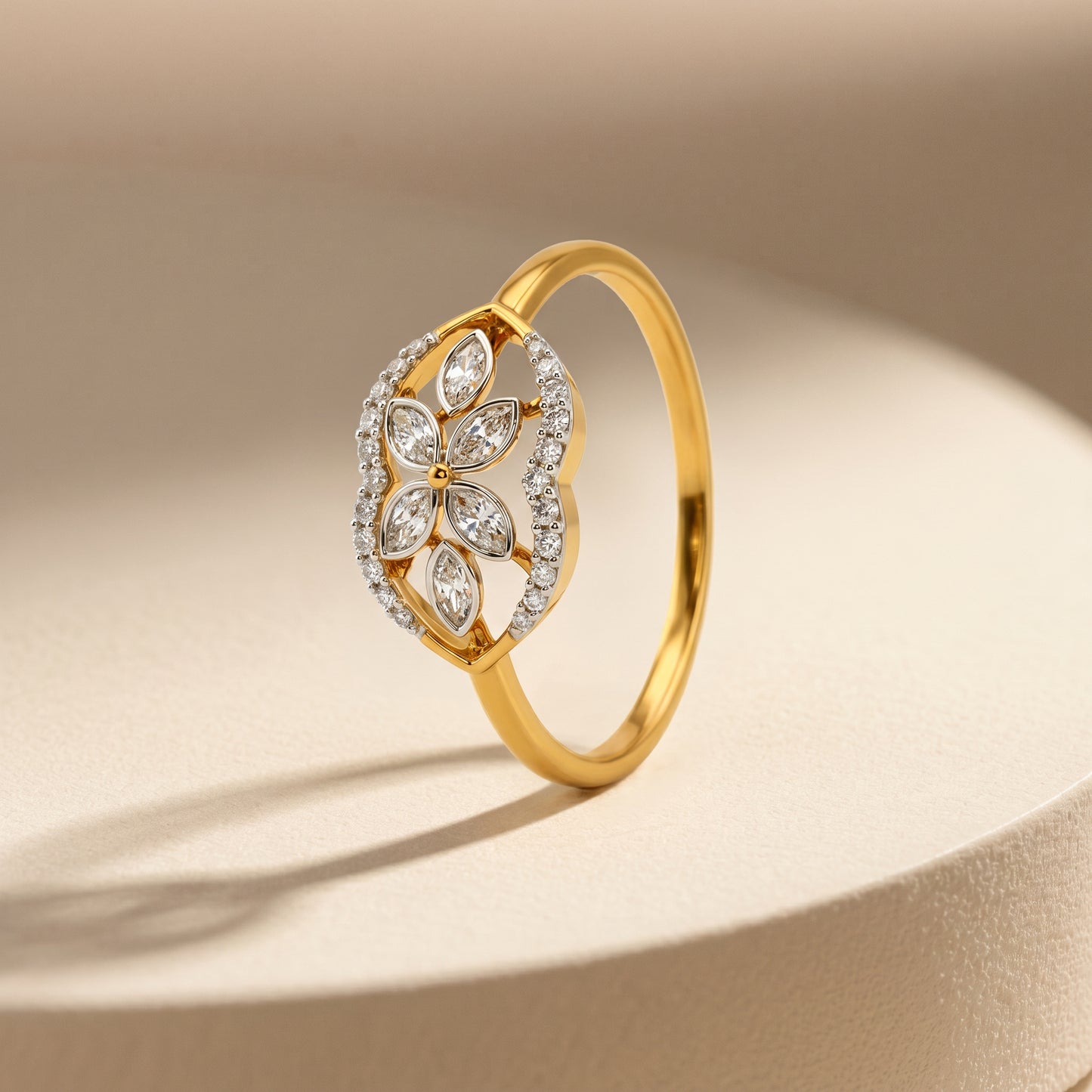 Floral Halo 18kt Diamond Ring for Women