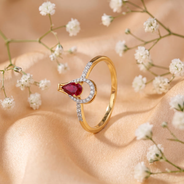 Ruby Teardrop 18kt Diamond Ring for Women