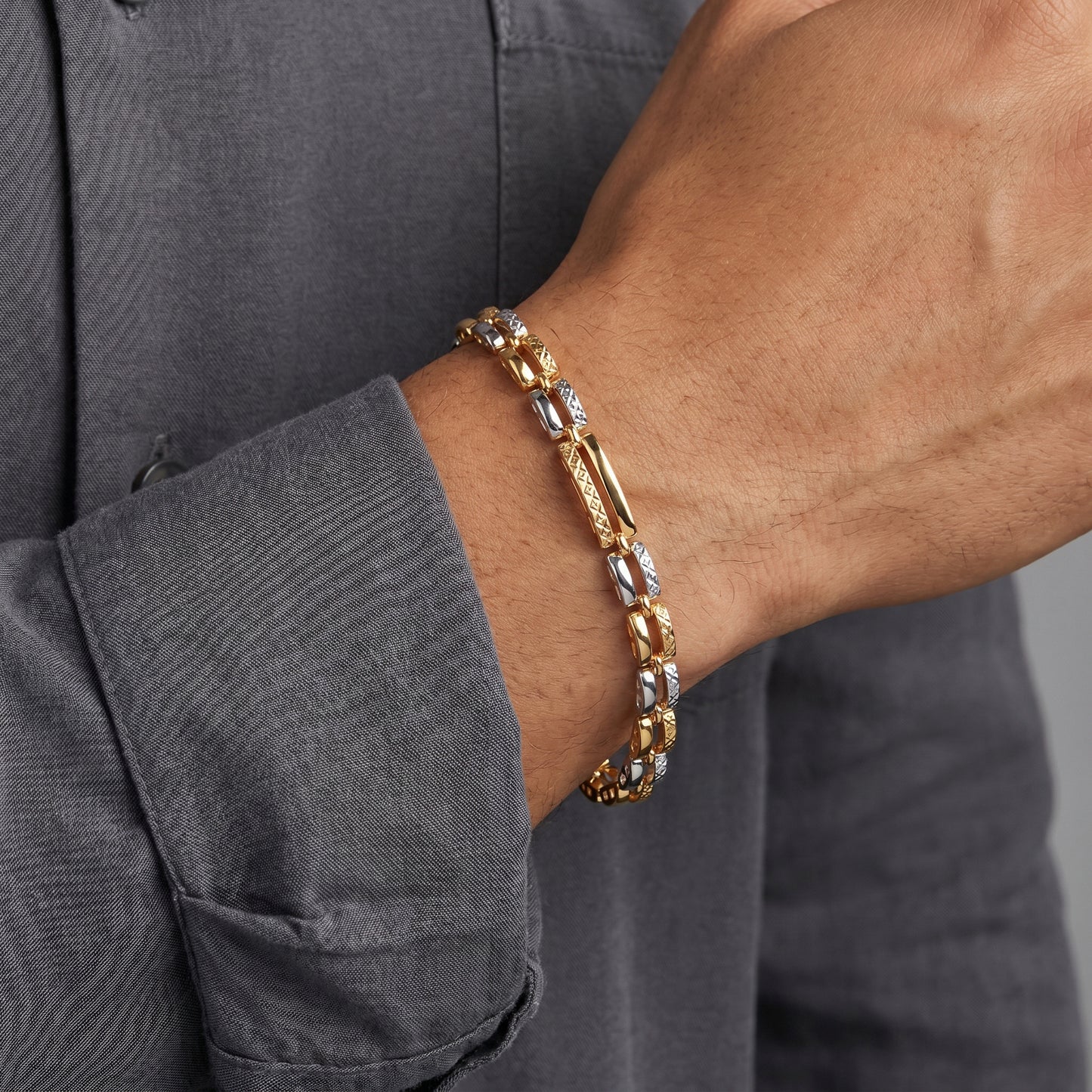 Two-Tone Textured Link Bracelet in 18kt Rose & White Gold