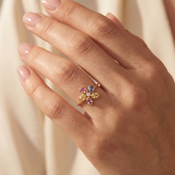Multi Stone 18kt Party Wear Gold Ring for Women