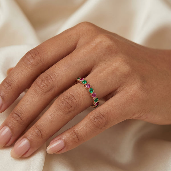 Berry Mint 18kt Rose Gold Wedding Ring for Women