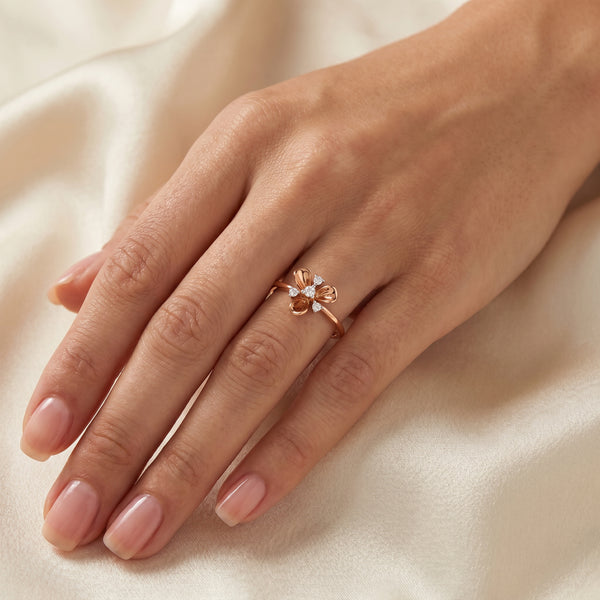 Lil Floral 18kt Daily Wear Diamond Ring for Women
