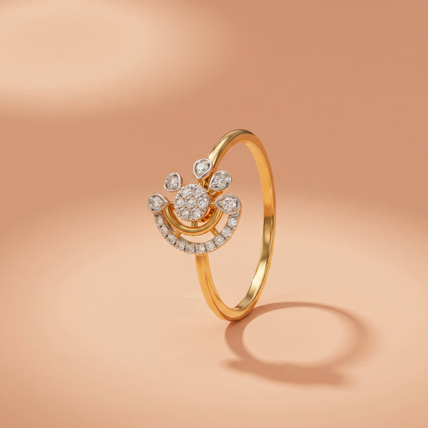 Crescent Crown 18kt Diamond Ring for Women