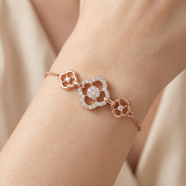 Floral Bloom 18KT Diamond Gold Bracelet For Women