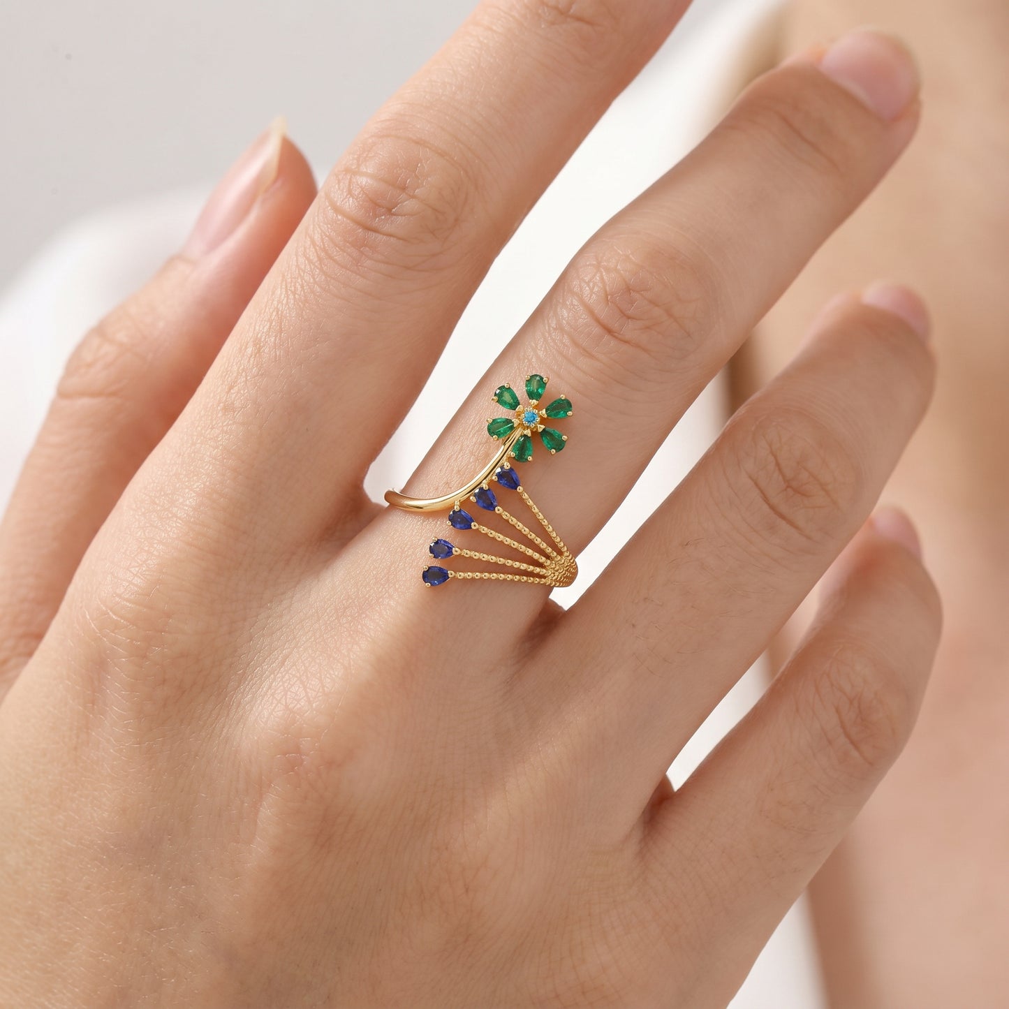 Floral Gem Designer 18kt Diamond Ring for Women